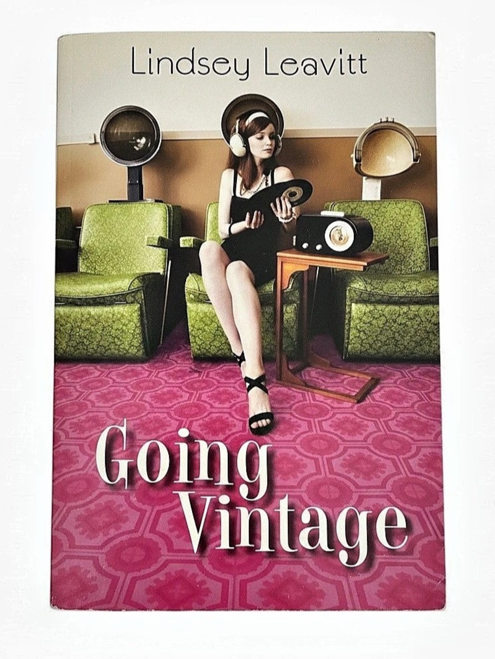 Going Vintage by Lindsey Leavitt Paperback Book Pink & Green